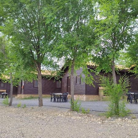Camping Casa Fausto Cerca De Dinopolis Formiche Alto 외부 사진