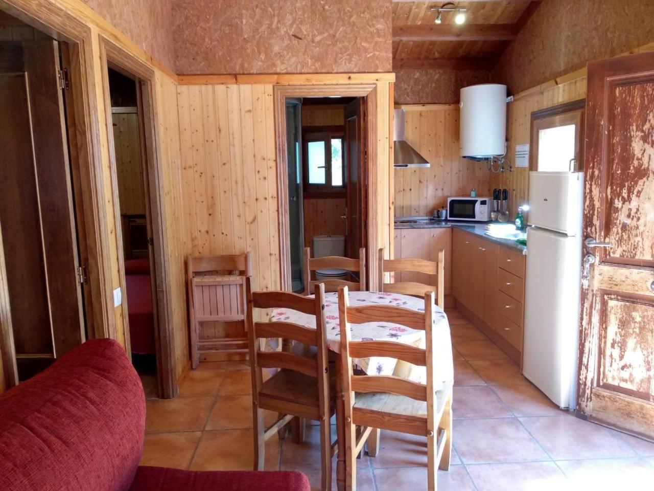 Camping Casa Fausto Cerca De Dinopolis Formiche Alto 외부 사진